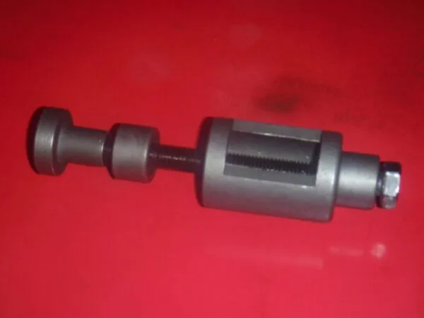 ENGINE BUSHING INSTALLATION / REMOVAL TOOL